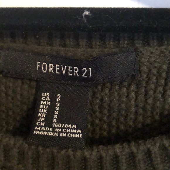 Emerald green sweater with neck design - Picture 2 of 2